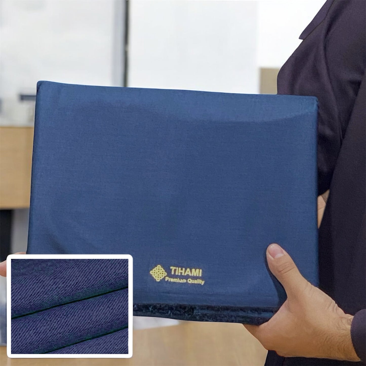 Navy blue “Seltish Wool” special for Mid + Winter Seasons